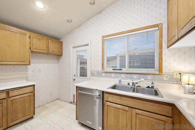 7111 Regner Rd, San Diego CA: https://media.crmls.org/mediaz/953658c6-79a7-42bc-a71f-c4678a7785fb.jpg