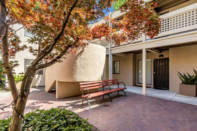 449 Alberto Way, Los Gatos CA: https://media.crmls.org/mediaz/9536d700-0635-4f85-81d1-a0b41d07f2dd.jpg