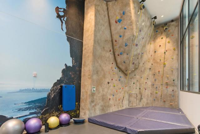 318 Main Street, San Francisco CA: https://media.crmls.org/mediaz/9538edde-cca1-42d2-a882-90d533183ba5.jpg