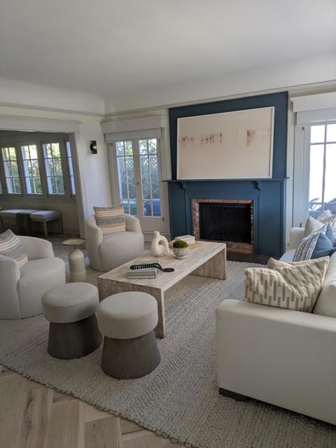 1403 N Orange Grove Avenue, West Hollywood CA: https://media.crmls.org/mediaz/953a9e6e-3b10-4e93-b37a-fd8831056f76.jpg