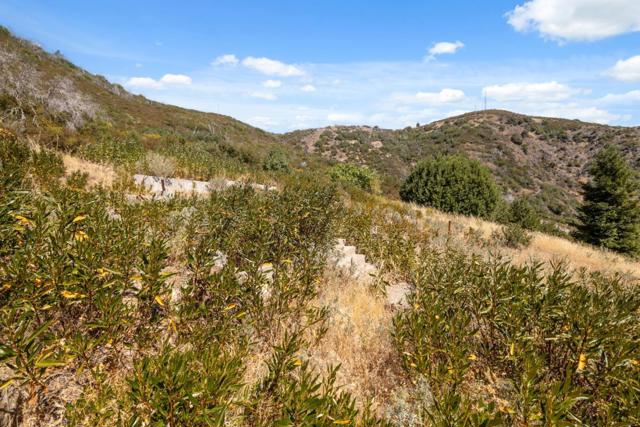 35005 Loma Chiquita Road, Los Gatos CA: https://media.crmls.org/mediaz/953aa0bc-eead-47b4-a63b-d0b9b4a646fe.jpg