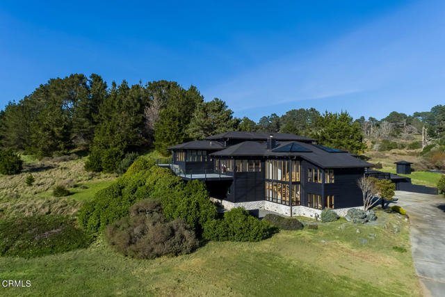 Detail Gallery Image 29 of 50 For 45460 Indian Shoals Rd, Mendocino,  CA 95460 - 4 Beds | 4 Baths