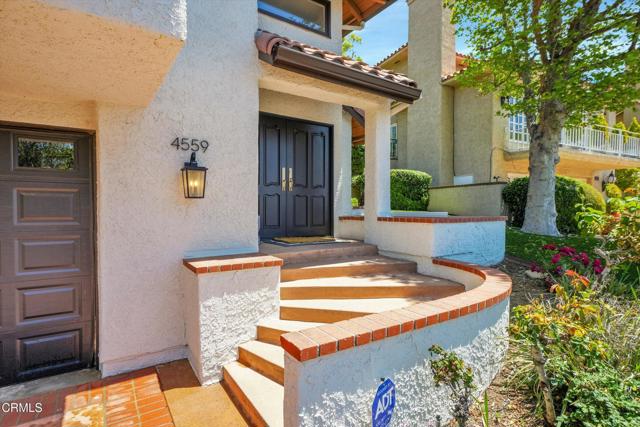 4559 Rayburn Street, Westlake Village CA: https://media.crmls.org/mediaz/953bc0ff-03da-45b6-a24c-779726b2d5b6.jpg