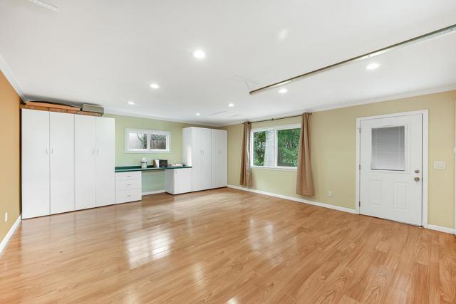 Image 60 of 62 For 2296 Bryant Street