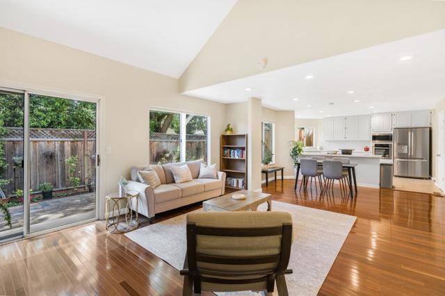 17992 Hillwood Lane, Morgan Hill CA: https://media.crmls.org/mediaz/953c67d1-476f-4b0a-903b-591b14d42248.jpg