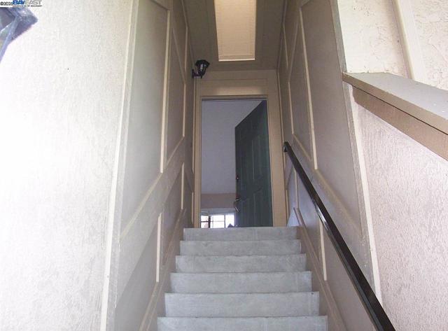 2000 Canyon Woods Dr, San Ramon CA: https://media.crmls.org/mediaz/953d0b56-b8db-4309-a29e-17491e769954.jpg