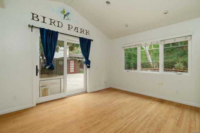 Detail Gallery Image 44 of 64 For 398 Aliso St, Ventura,  CA 93001 - 4 Beds | 3/1 Baths