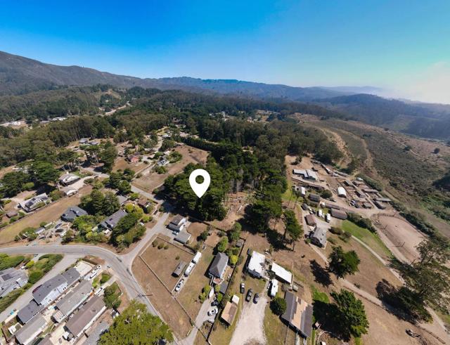 0 Ivy, Montara CA: https://media.crmls.org/mediaz/953d2b9a-68ec-455a-abc0-715281103ece.jpg