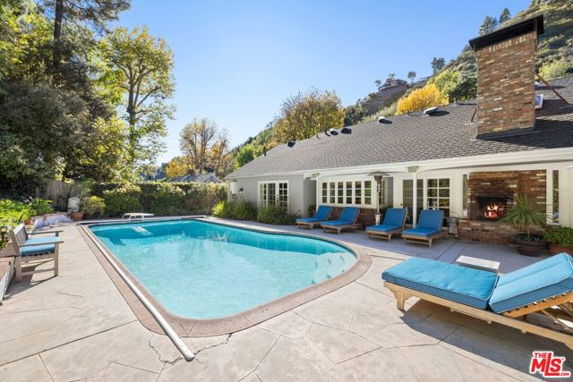 Drew Fenton | 1456 Roscomare Road Los Angeles CA | MLS: 7527117 Drew Fenton | 1456 Roscomare Road Los Angeles CA | MLS: 7527117