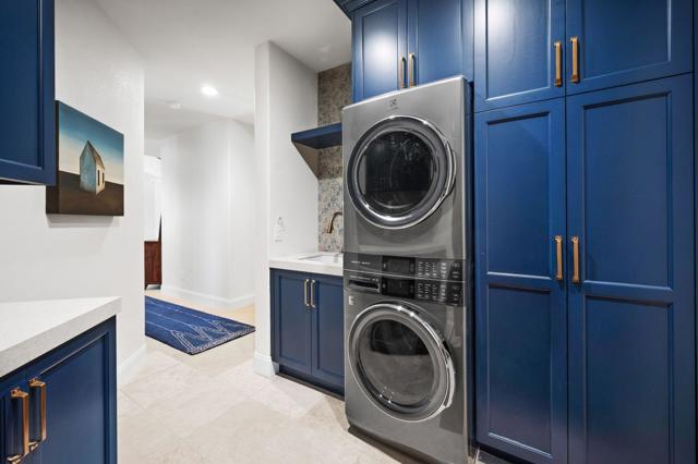 50375 Via Serenidad, La Quinta CA: https://media.crmls.org/mediaz/953e641e-7de6-43cc-8313-738011311dae.jpg