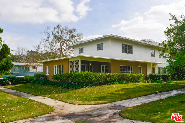 5244 Village Green, Los Angeles, CA 90016