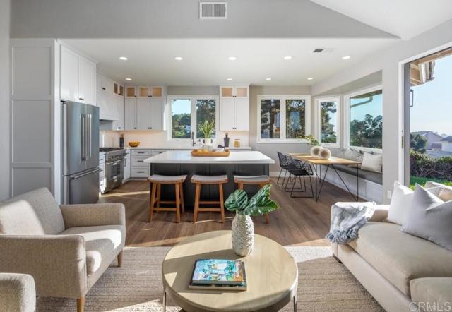 Detail Gallery Image 8 of 31 For 1808 Amalfi Dr, Encinitas,  CA 92024 - 4 Beds | 2/1 Baths