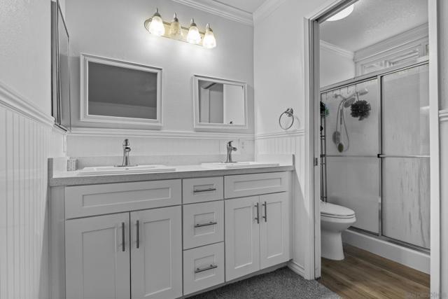 39493 Diego dr, Temecula CA: https://media.crmls.org/mediaz/953f7ed3-b33a-4416-aba4-d40745774a01.jpg