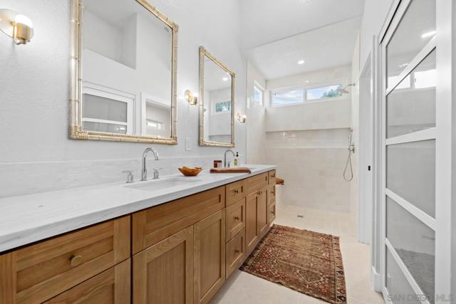 4912 Keos Way, Oceanside CA: https://media.crmls.org/mediaz/953f8890-8340-4355-90ae-e04cb1cc4712.jpg