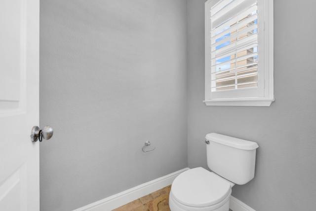 3099 Hastings Way, San Ramon CA: https://media.crmls.org/mediaz/953fd488-11b9-48ee-b8b0-3f5e71296d0c.jpg