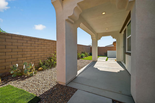 73514 Cierra Street, Palm Desert CA: https://media.crmls.org/mediaz/9540c5a4-e37a-44df-ac7a-52318174cf47.jpg