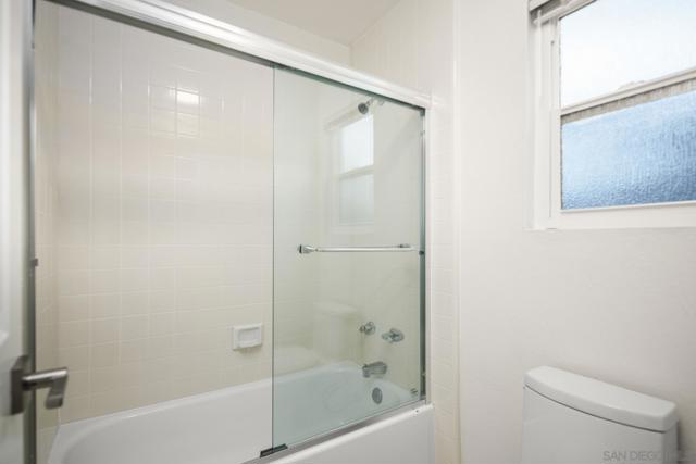 13358 Twin Circle Ct, Poway CA: https://media.crmls.org/mediaz/9541dddb-953d-426a-8cd8-5fd0585bacd0.jpg