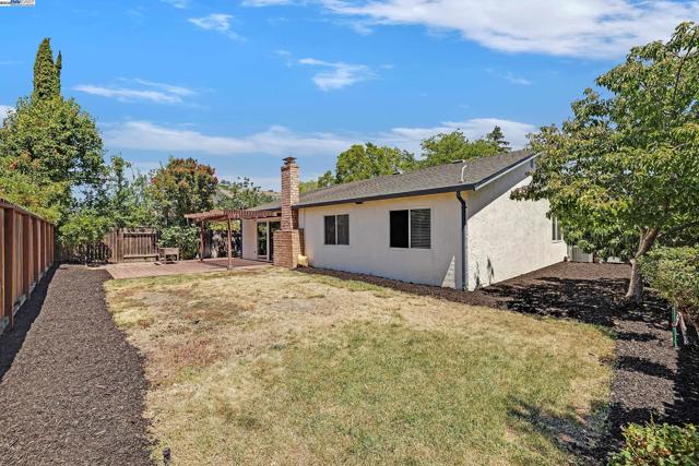 1832 Mira Loma St, Livermore CA: https://media.crmls.org/mediaz/9542e76e-360c-4d5c-96a5-ab9631bfa181.jpg