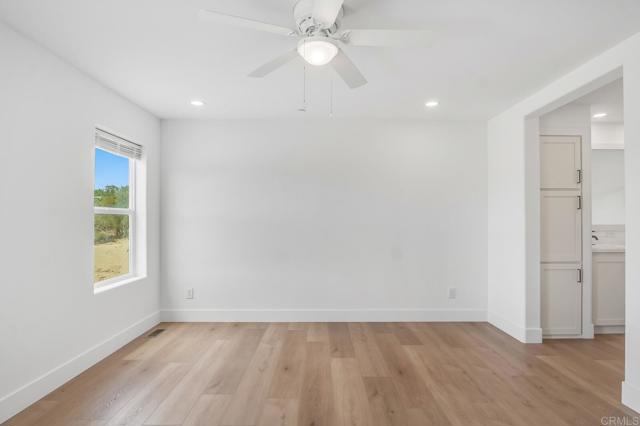 2203 Hyde Park Lane, Campo CA: https://media.crmls.org/mediaz/9543a480-08cc-488d-9368-83d7dbce4581.jpg