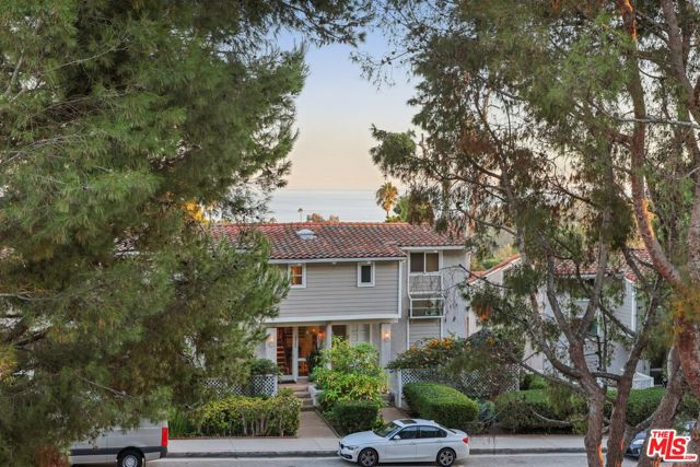 Drew Fenton | 28266 Rey De Copas Lane Malibu CA | MLS: 7496223 Drew Fenton | 28266 Rey De Copas Lane Malibu CA | MLS: 7496223