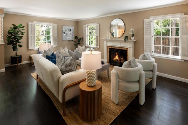 453 N California Avenue, Palo Alto CA: https://media.crmls.org/mediaz/9544144c-0f90-4eb0-8038-ac06e0f09fa4.jpg