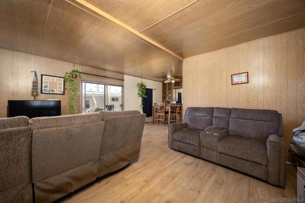 MLS #250033078SD image #7