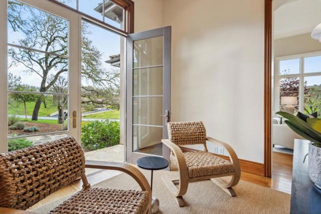 4 Buck Meadow Drive, Portola Valley CA: https://media.crmls.org/mediaz/954511b6-ad48-49f6-9944-f4c0881dc8dd.jpg