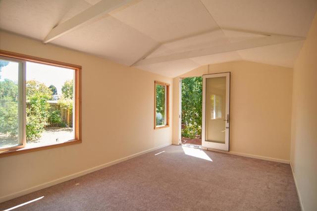 506 Annette Avenue, Vallejo CA: https://media.crmls.org/mediaz/954530ff-e953-4b9d-a4b2-c7b08e0e24cb.jpg