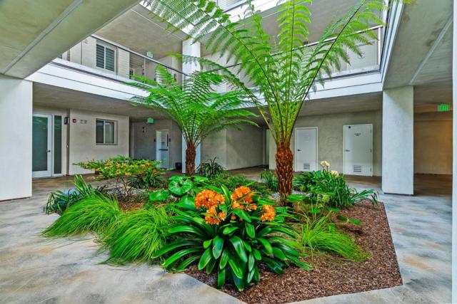 890 West Cliff Drive, Santa Cruz CA: https://media.crmls.org/mediaz/95456eff-1d71-4f9d-86ee-4c0ad32ce9c5.jpg