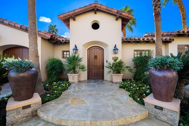 77205 Loma Vista, La Quinta CA: https://media.crmls.org/mediaz/954611f5-24bc-4de5-a4c7-4491243da285.jpg