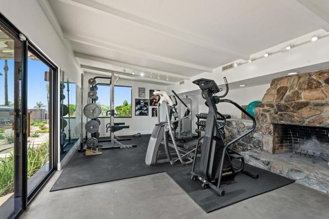 11020 Horizon Hills Dr, El Cajon CA: https://media.crmls.org/mediaz/9546cf75-4544-4e95-ae75-8d137db87234.jpg