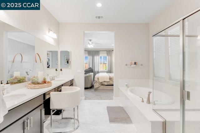 363 Fletcher Lane, Brentwood CA: https://media.crmls.org/mediaz/95499b72-8a8a-47c8-977d-da34731b598c.jpg
