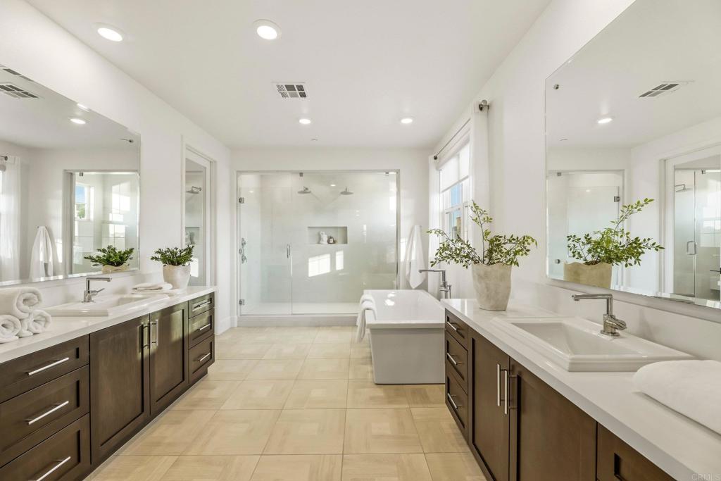 8451 Hidden Cove Way - photo 19