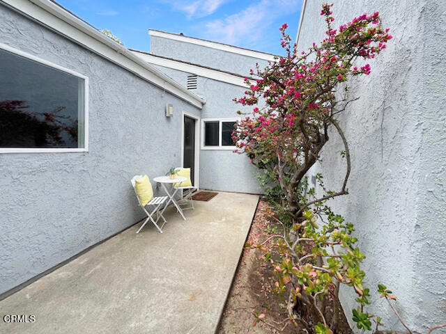 476 Harbor Lights Lane, Port Hueneme CA: https://media.crmls.org/mediaz/954c6b6a-2a77-448b-b628-5681c97cfd98.jpg