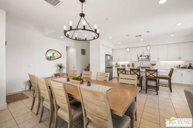 84621 Lago Breeza Drive, Indio CA: https://media.crmls.org/mediaz/954ec195-8e49-4aa4-9b9c-81d4aa78936f.jpg