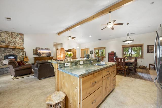 Detail Gallery Image 14 of 55 For 884 Rykers Ridge Rd, Ramona,  CA 92065 - 3 Beds | 3 Baths