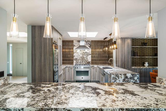 88 Princeton Drive, Rancho Mirage CA: https://media.crmls.org/mediaz/954f7d57-fd0b-471e-9ddb-e95813c133cf.jpg