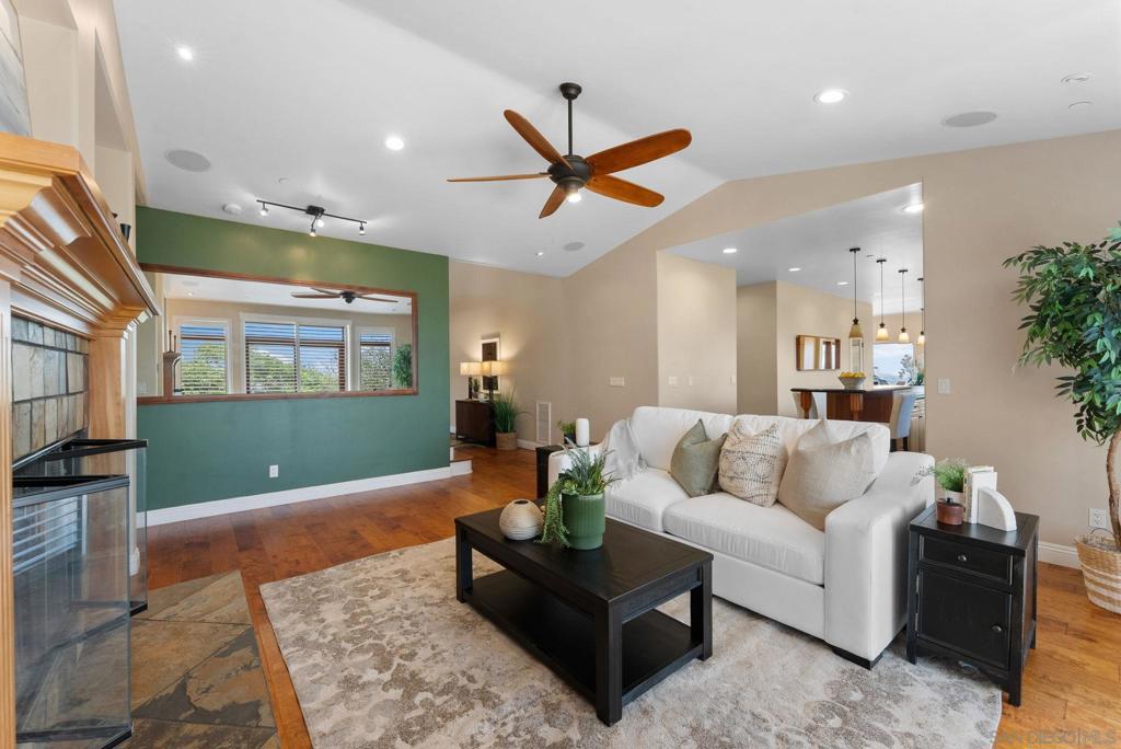 MLS #250033119SD image #6