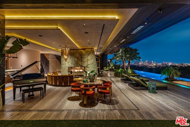 1851 N Stanley Avenue, Los Angeles CA: https://media.crmls.org/mediaz/954ff693-1d07-4879-828b-b01e1b0d00bb.jpg