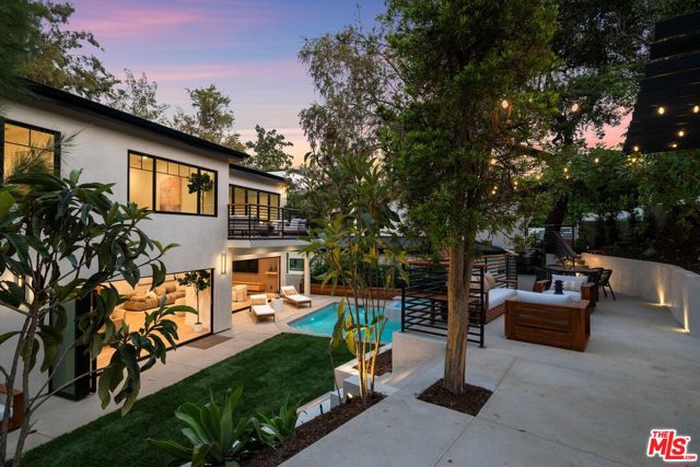 101 Greenfield Avenue, Los Angeles CA: https://media.crmls.org/mediaz/955073ed-d9b7-4427-a8e1-f65ceeb4c085.jpg