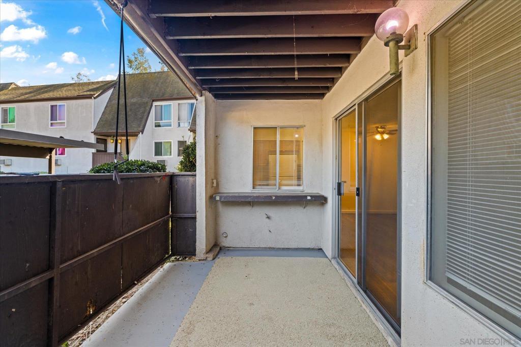 8069 Caminito De Pizza - photo 9