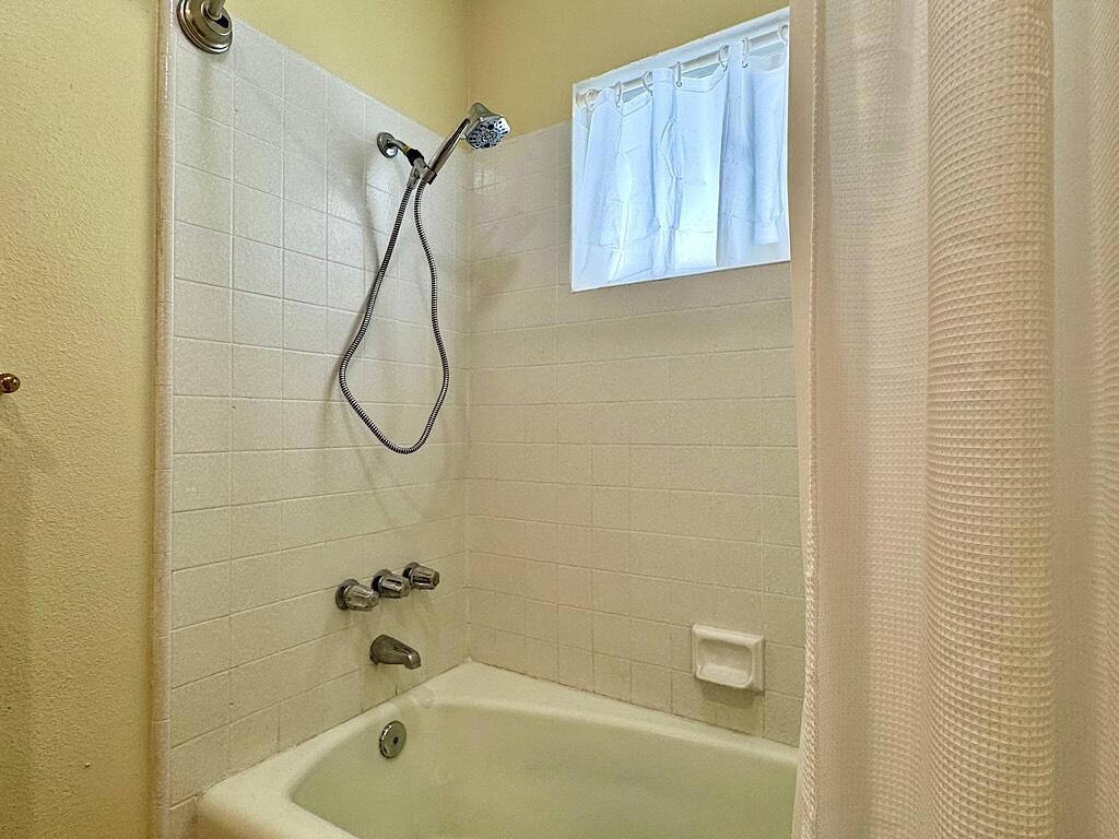 MLS #219136633DA image #17