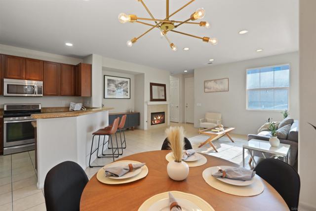 1445 Caminito Sicilia, Chula Vista CA: https://media.crmls.org/mediaz/95519313-fd37-4e68-be6a-54f18cfa51b1.jpg