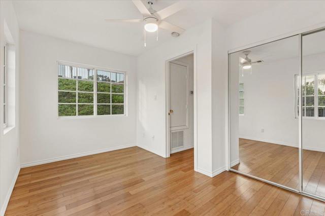4772 Gateshead Road, Carlsbad CA: https://media.crmls.org/mediaz/95519958-cc77-435c-9f9a-8bbbe80ce6e6.jpg