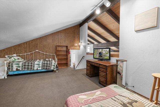 43706 Sand Canyon Road, Big Bear CA: https://media.crmls.org/mediaz/9551a23a-3bdc-4492-aa31-6353261e8ae2.jpg