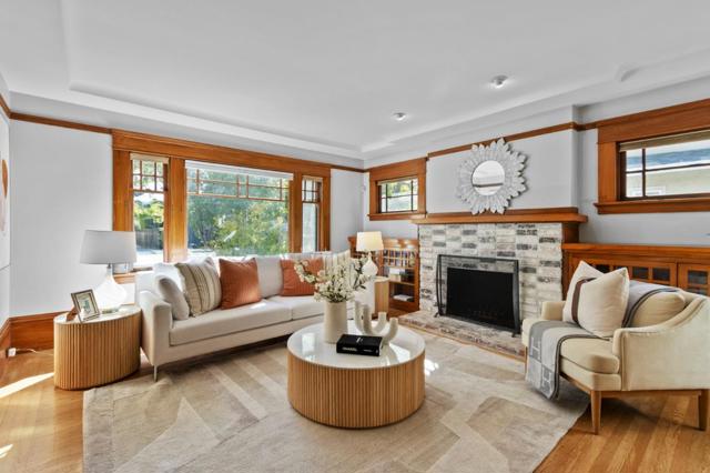 221 Grand Street, Redwood City CA: https://media.crmls.org/mediaz/95529f03-834a-48f7-9952-b90df44442d7.jpg