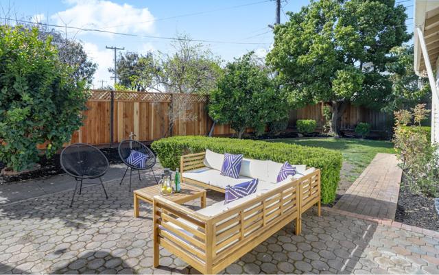 Image 21 of 29 For 3125 Warburton Avenue