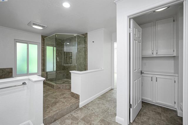 311 Andros Dr, San Ramon CA: https://media.crmls.org/mediaz/9552f2c9-888e-4074-9899-bb992c4e0ee3.jpg