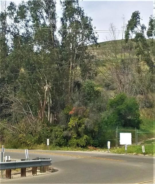 0 Peck And Foothill Road, Santa Paula CA: https://media.crmls.org/mediaz/95540314-230f-4c84-b478-29317f65d8c9.jpg