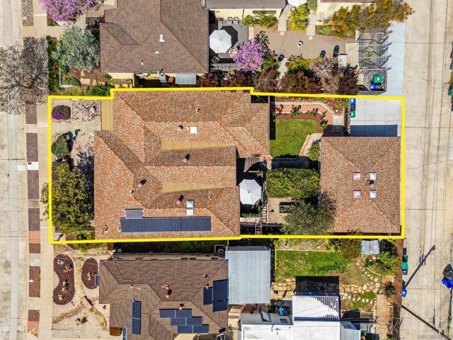 4567 New Hampshire Street, San Diego CA: https://media.crmls.org/mediaz/95550050-e1bf-4380-8037-d7e41a35d638.jpg